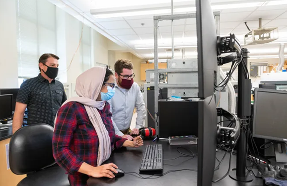 Group of researchers in lab